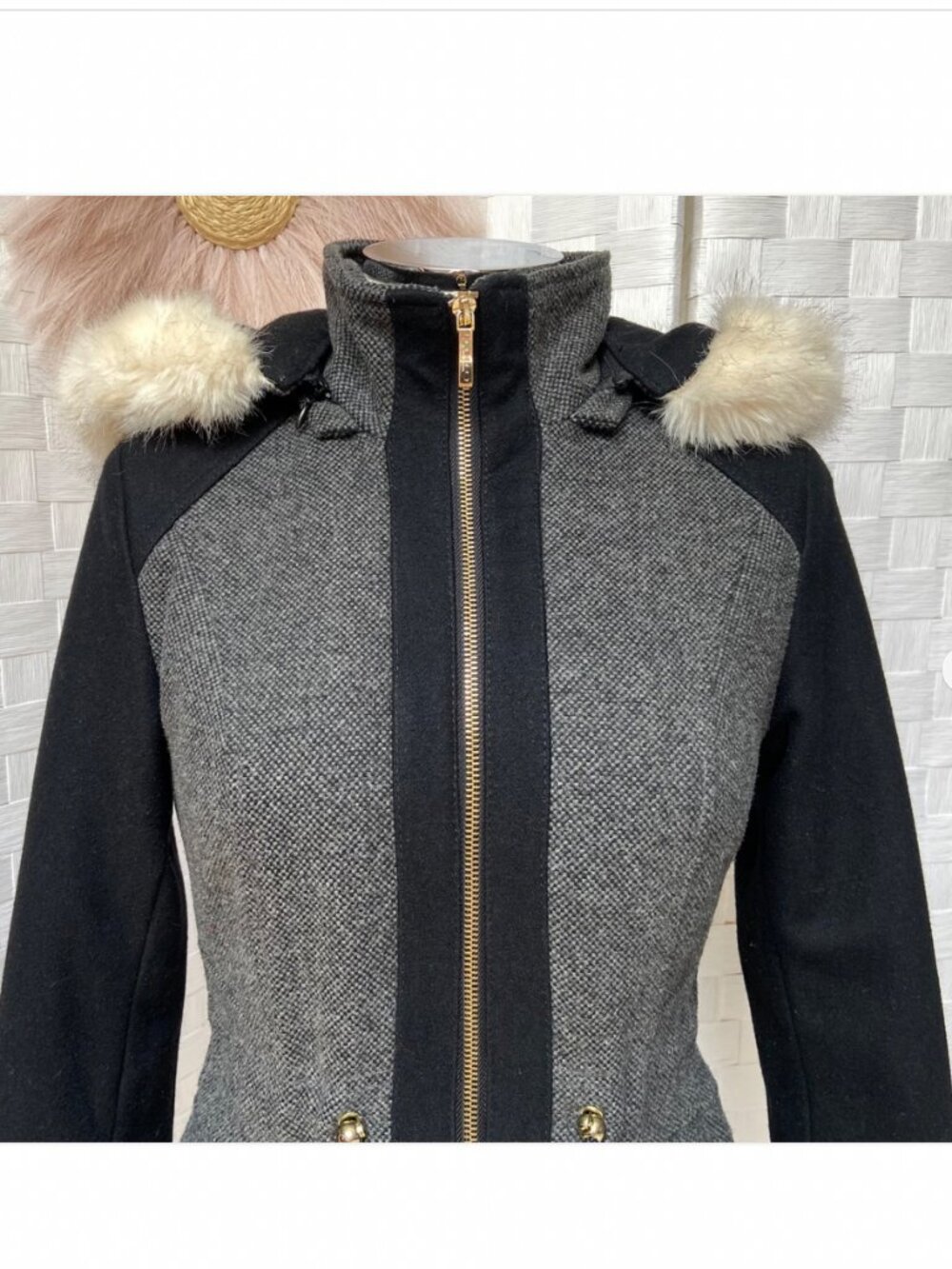 Laundry By Shelli Segal Gray Black Tweed Wool Faux Fur Hood Coat Jacket Size XS - Picture 2 of 12